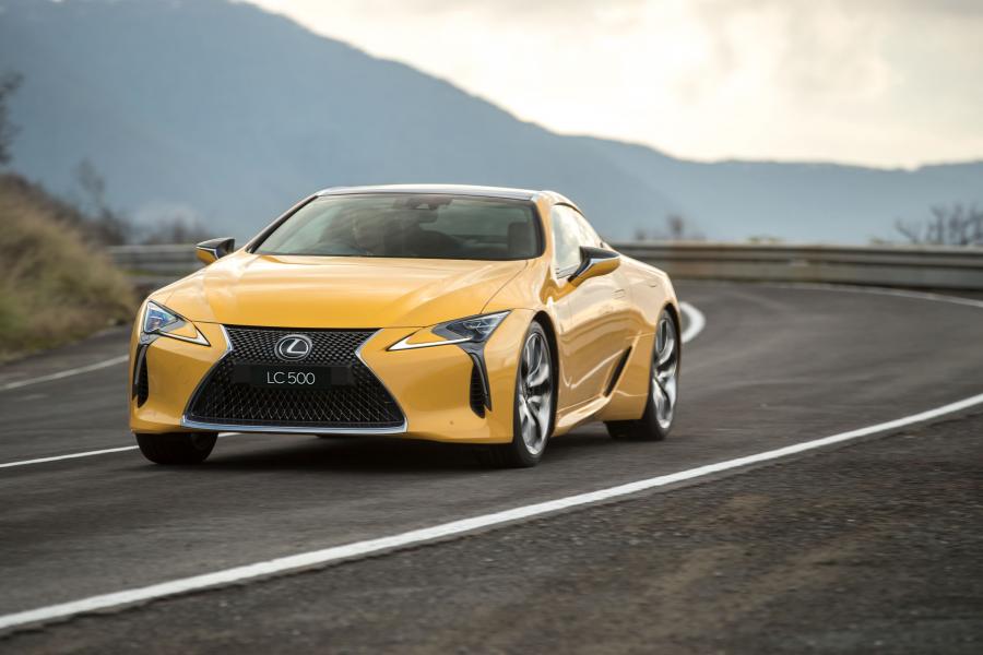 Lexus LC500 2017 года  (AU) (фото 4 из 10)